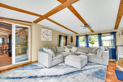 50 Roosevelt Dr, Southbridge, MA 01550 - Photo 11