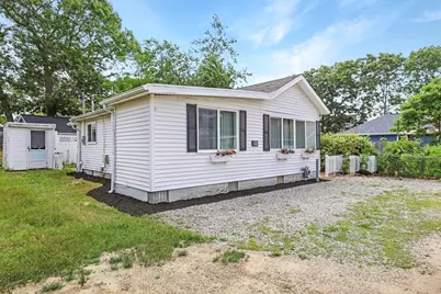 10 Barnes Street, Wareham, MA 02571 - Photo 3
