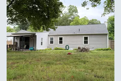 412 Island Pond Rd, Springfield, MA 01118 - Photo 15