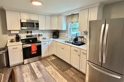 412 Island Pond Rd, Springfield, MA 01118 - Photo 3