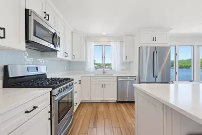 35 Jones St, Wrentham, MA 02093 - Photo 9