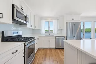 35 Jones St, Wrentham, MA 02093 - Photo 9