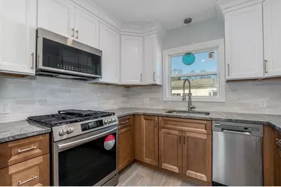 43 Shore Ave, Wareham, MA 02571 - Photo 3