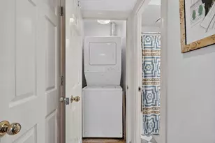 416 Commonwealth Ave, Boston, MA 02215 - Photo 9