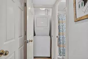 416 Commonwealth Ave, Boston, MA 02215 - Photo 9