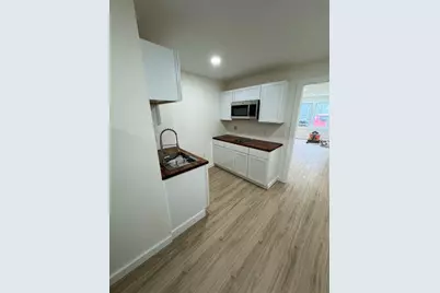 25 Spring St, Adams, MA 01220 - Photo 7