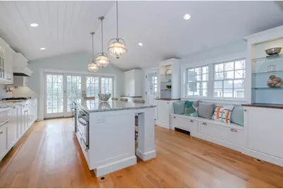 774 Dartmouth St, Dartmouth, MA 02748 - Photo 5