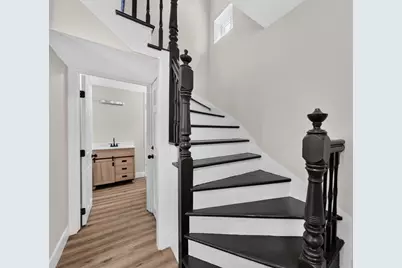 106 South 7th St, New Bedford, MA 02740 - Photo 11
