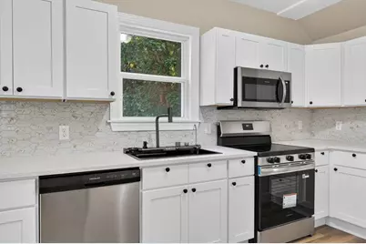 106 South 7th St, New Bedford, MA 02740 - Photo 9