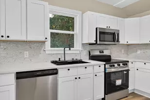 106 S 7th St, New Bedford, MA 02740 - Photo 9