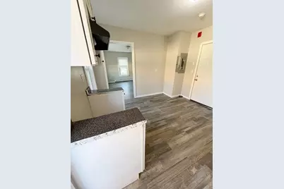 182 Chicopee St, Chicopee, MA 01013 - Photo 9