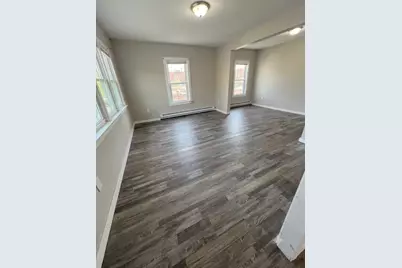 182 Chicopee St, Chicopee, MA 01013 - Photo 11