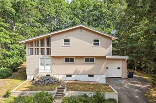 164 Wilshire Dr, Sharon, MA 02067 - Photo 1
