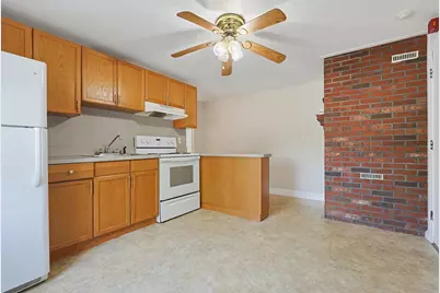 15 Frank St #1, Dracut, MA 01826 - Photo 5