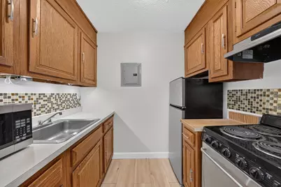 566 Commonwealth #304, Boston, MA 02215 - Photo 5