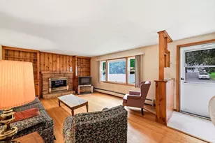 214 Forest Hills Rd, Springfield, MA 01128 - Photo 5