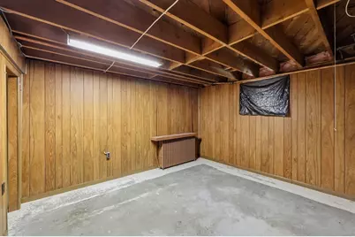 214 Forest Hills Rd, Springfield, MA 01128 - Photo 21