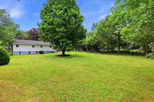 214 Forest Hills Rd, Springfield, MA 01128 - Photo 27