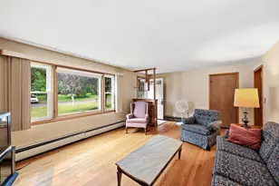 214 Forest Hills Rd, Springfield, MA 01128 - Photo 3