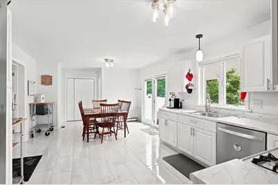 18 Rosegate Rd, Needham, MA 02494 - Photo 5