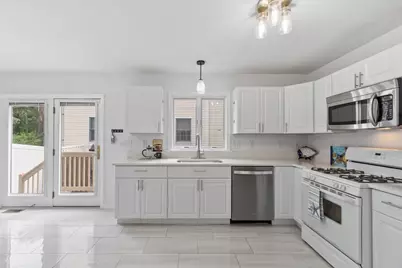 18 Rosegate Rd, Needham, MA 02494 - Photo 3