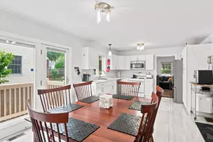 18 Rosegate Rd, Needham, MA 02494 - Photo 7