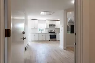 71 Friend St, Gloucester, MA 01930 - Photo 5