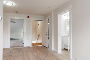 71 Friend St, Gloucester, MA 01930 - Photo 3