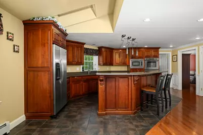70 Ellis Road, Southbridge, MA 01550 - Photo 3