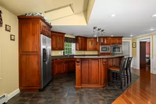 70 Ellis Rd, Southbridge, MA 01550 - Photo 3