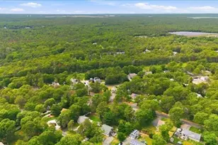 70 Quinaquisset Ave, Mashpee, MA 02649 - Photo 33