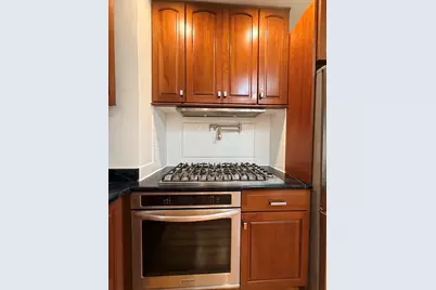 14 Reynolds Ave, Natick, MA 01760 - Photo 9
