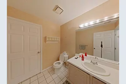 85 E Squantum #11, Quincy, MA 02171 - Photo 9