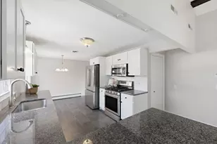 33 Alandale Dr, East Longmeadow, MA 01028 - Photo 9