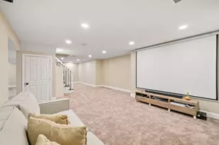 23 Falcon Ridge Dr, Hopkinton, MA 01748 - Photo 29