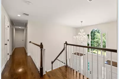 23 Falcon Ridge Dr, Hopkinton, MA 01748 - Photo 17