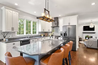 23 Falcon Ridge Dr, Hopkinton, MA 01748 - Photo 7