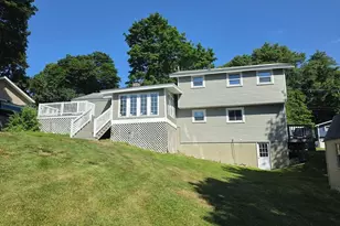 9 Champlain Dr, Hudson, MA 01749 - Photo 5