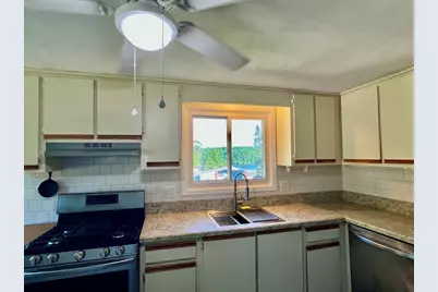 9 Champlain Dr., Hudson, MA 01749 - Photo 5