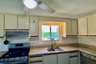 9 Champlain Dr, Hudson, MA 01749 - Photo 5
