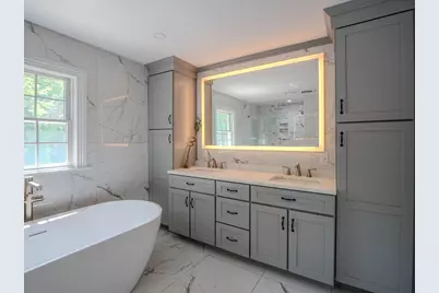159 Mishawum Rd, Woburn, MA 01801 - Photo 15