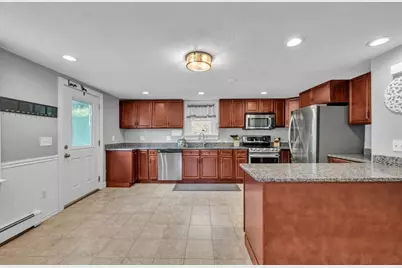 6 Belanger Ave, Sturbridge, MA 01566 - Photo 7