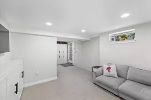 30 Chestnut St, Wrentham, MA 02093 - Photo 35