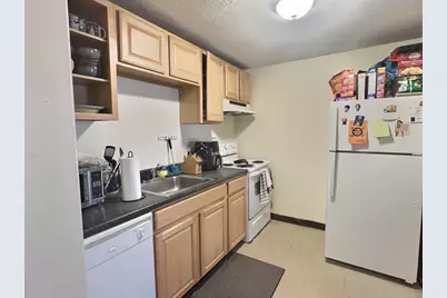 1039 Commonwealth #12, Boston, MA 02215 - Photo 1