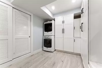 82 Summit Ave #82, Brookline, MA 02446 - Photo 19