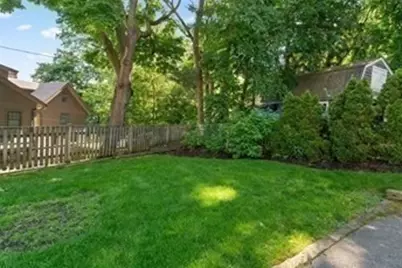 82 Summit Ave #82, Brookline, MA 02446 - Photo 21