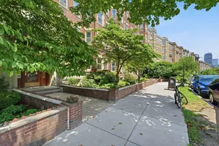131 Park Dr, Boston, MA 02215 - Photo 19