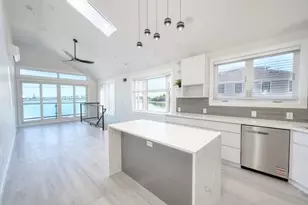 103 Dorchester St, Quincy, MA 02171 - Photo 9