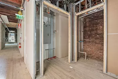 245 High St, Holyoke, MA 01040 - Photo 9