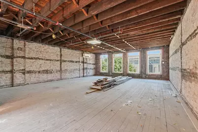 245 High St, Holyoke, MA 01040 - Photo 7
